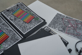 el passat en girar la cantonada el pasado a la vuelta de la esquina bombas gens patrimoni patrimonio tono vizcaíno estevan